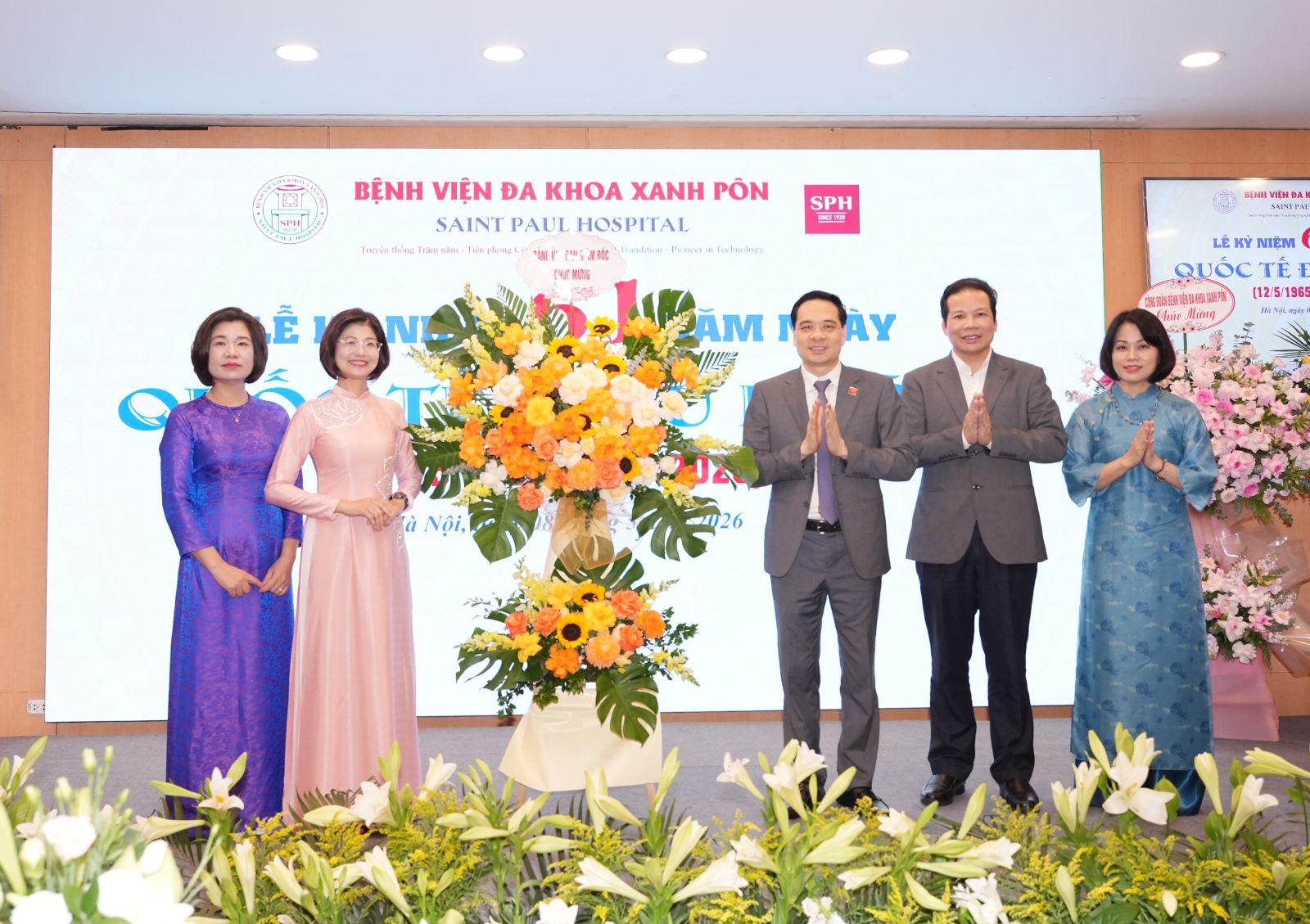 Bệnh viện Đa khoa Xanh Pôn tổ chức Lễ kỷ niệm 61 năm  Ngày Quốc tế Điều dưỡng 12/5